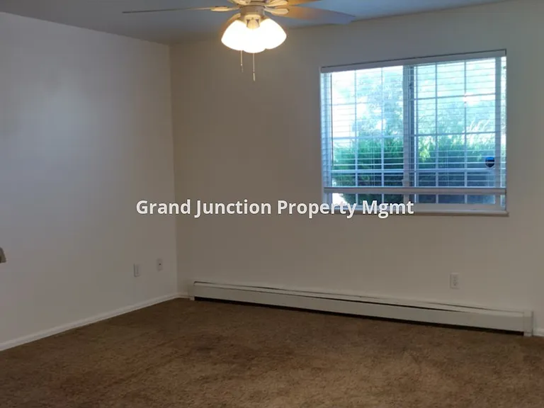 493 Coronado Way #A — Photo 6
