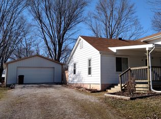 66 Pine Ridge Rd, Hanover, IN 47243