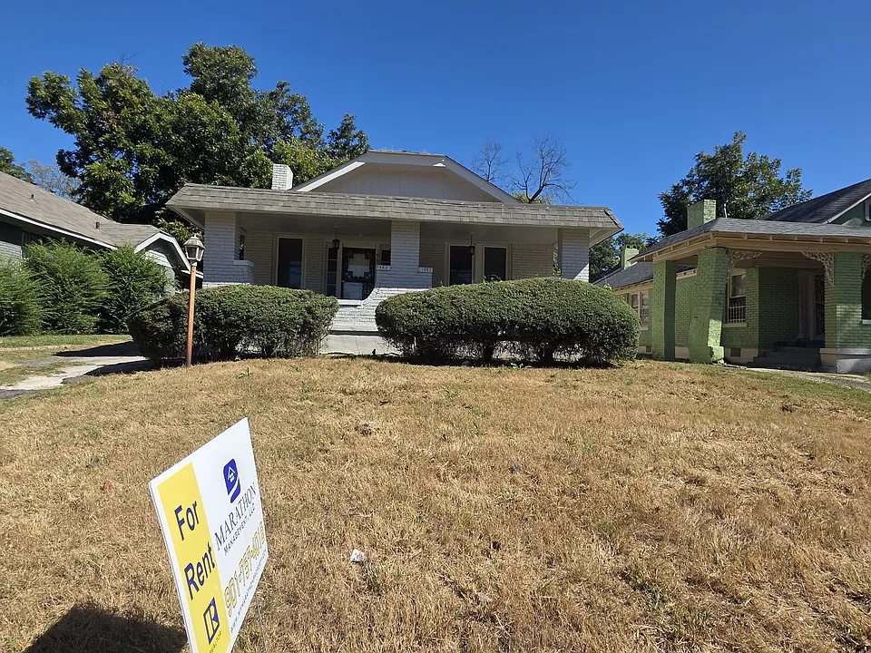 1962 Lamar Ave
