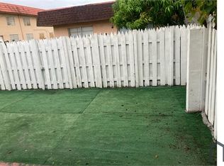 522 NW 179th St, Miami Gardens, FL 33169