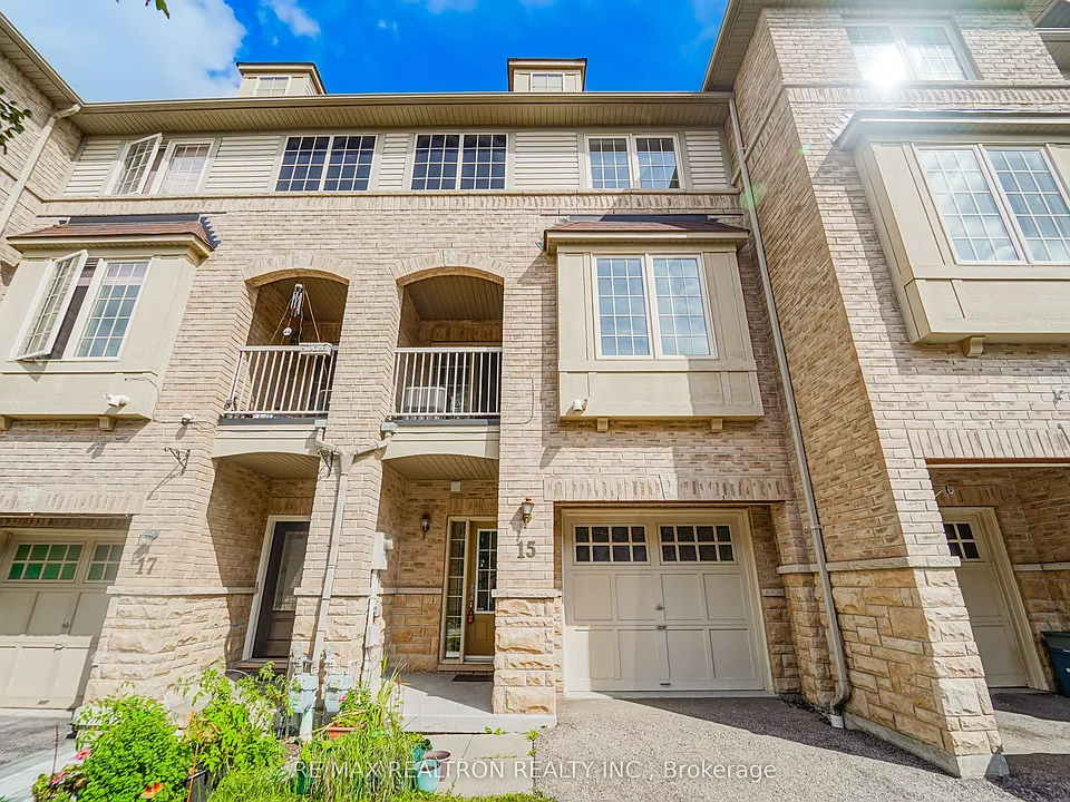 15 Blunden Rd