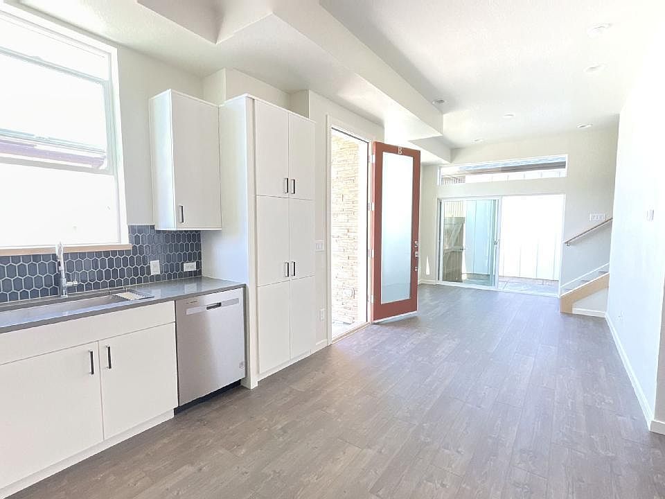 Kitchen / living room