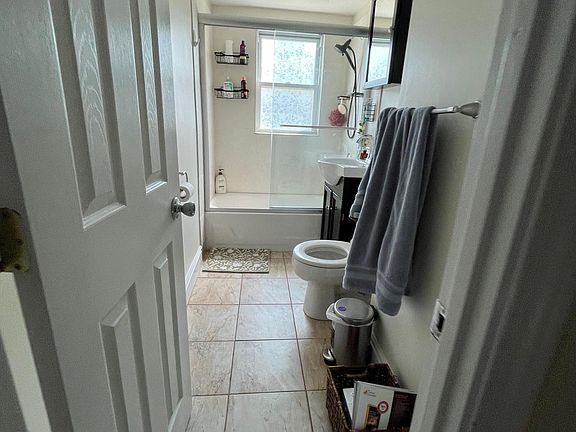 3rd image of 57 Stevens St