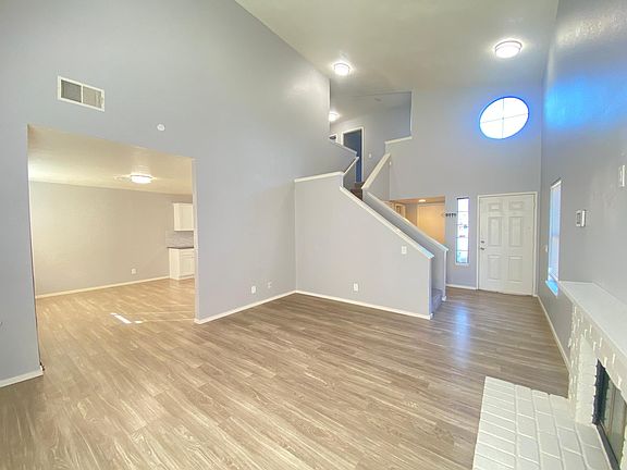 4th image of 25477 Bay Ave