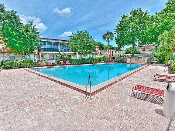 5th image of 200 Saint Andrews Blvd Unit 909