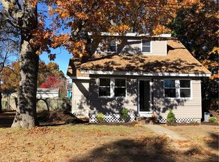 123 Pinehurst Ave, Warwick, RI 02889