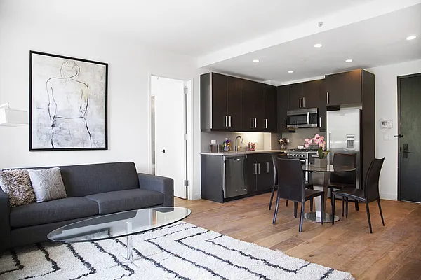 Rented by Pink Stone Realty LLC | media 17