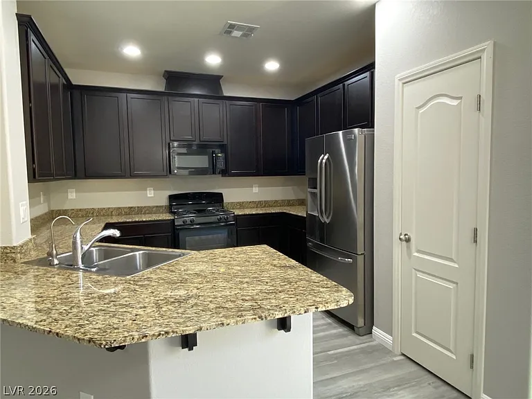 6142 Carter Caves Ave — Photo 6