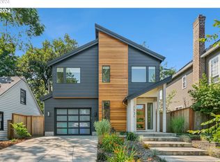 2906 SW Carolina St, Portland, OR 97239