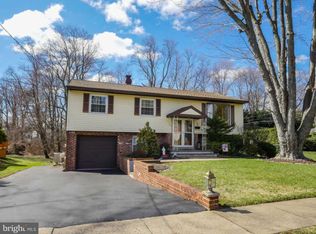 1136 Rozel Ave, Southampton, PA 18966