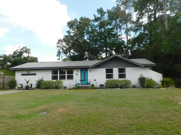 207 Seeba Dr, Dothan, AL 36303