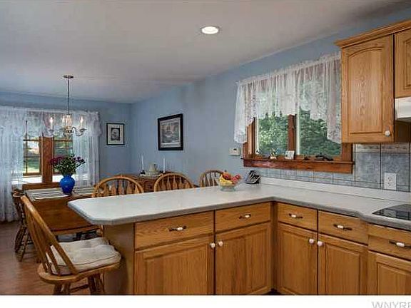4th image of 123 Park Pl