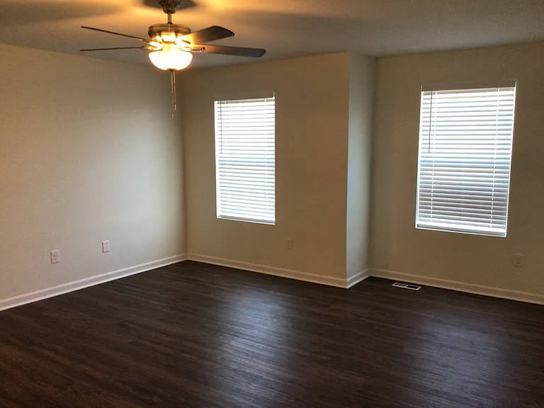 59 Kameron Dr — Photo 10