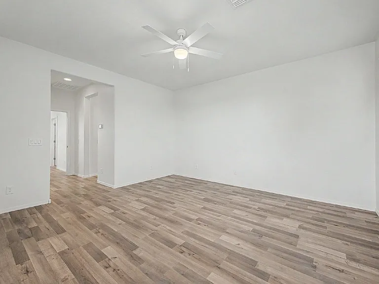 2540 N 149th Ave — Photo 18