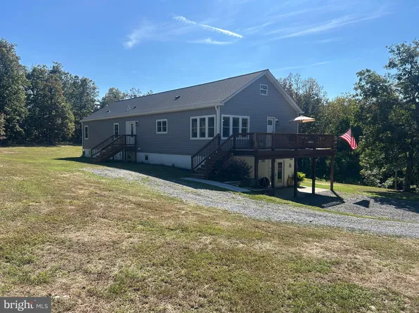 231 Gun Barrel Ln, Winchester, VA 22603