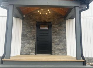 408 6th St, Philo, OH 43771