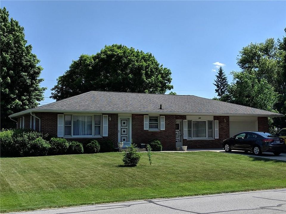 1st image of 327 Lavina Ave