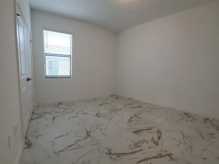 1949 NE Ocean Dunes Dr — Photo 7