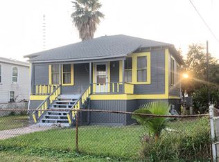 1709 Biovu Dr, Galveston, TX 77551