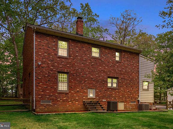 2nd image of 8506 Old Block House Ct