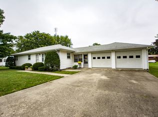 2320 Roys Ave, Elkhart, IN 46517