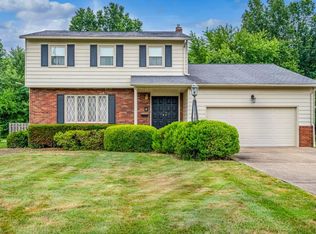 856 Almasy Dr, Campbell, OH