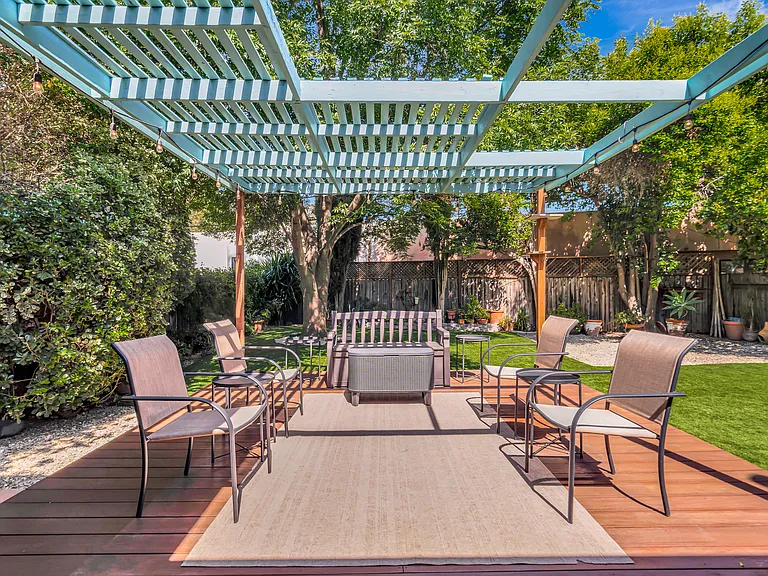 4974 Canoga Ave — Photo 38