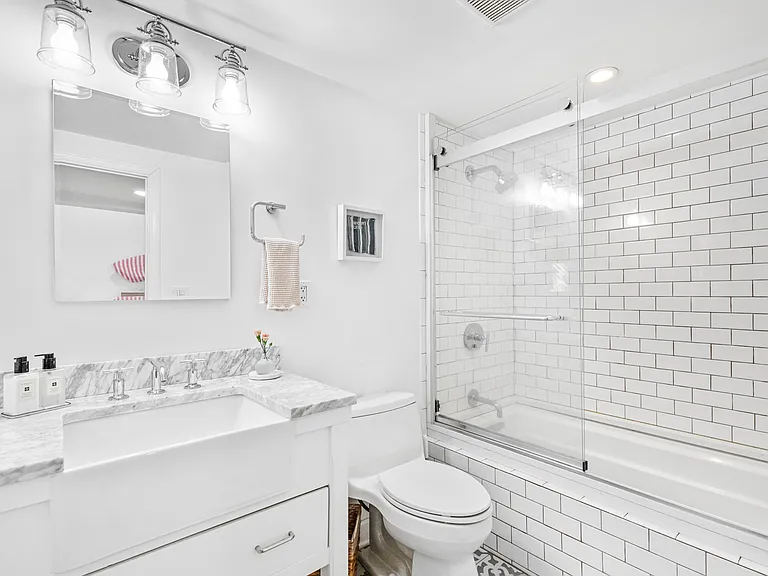 144 Powell Ave — Photo 8
