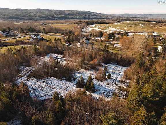 4th image of 247 Dill Rd