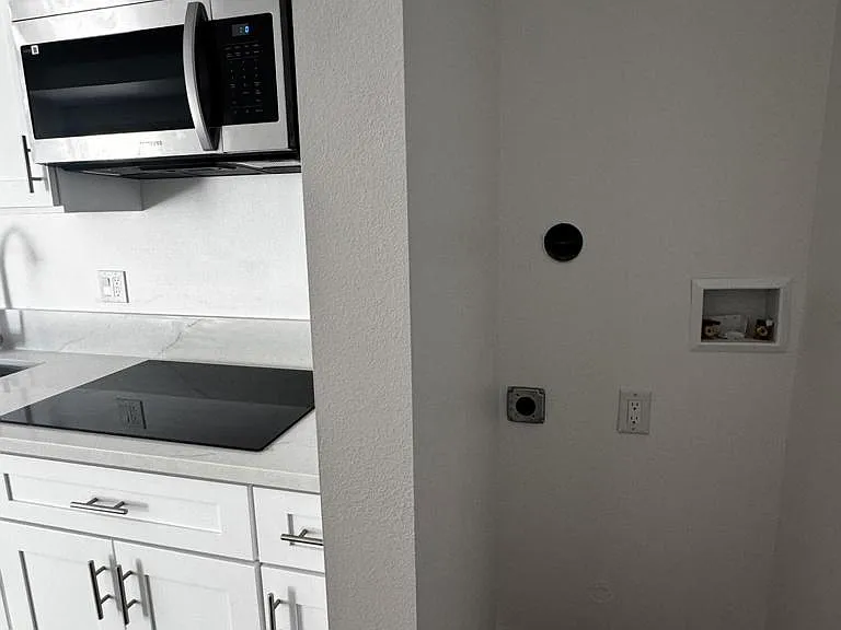1251 Nightingale Pl — Photo 7