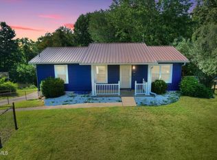 124 W Barton Ridge Rd, Greeneville, TN 37743