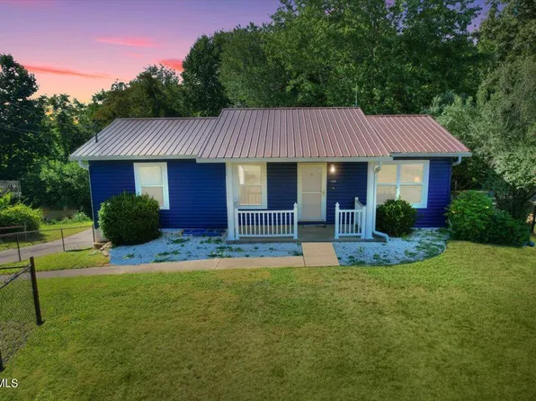 124 W Barton Ridge Rd, Greeneville, TN 37743