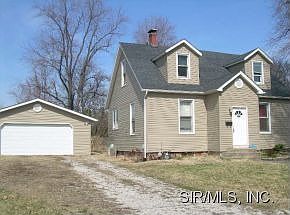 2nd image of 206 Byrn St