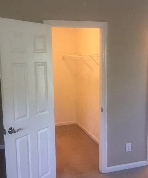 2928 Woodland Park Dr — Photo 15