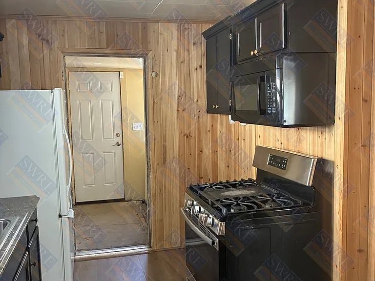 369 H St #371-H — Photo 10