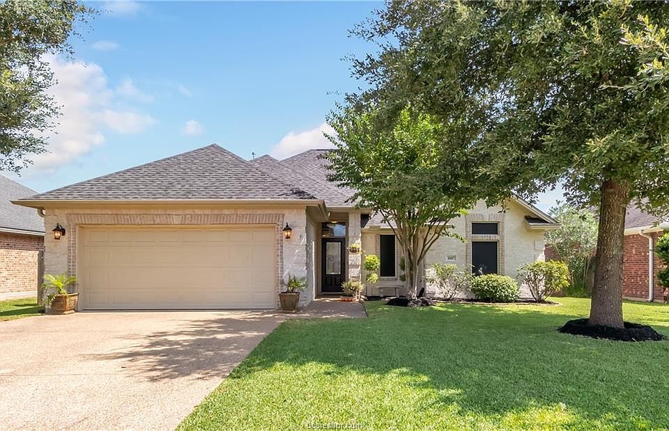 1st image of 8407 Lauren Dr
