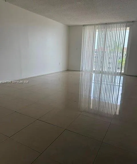 6960 Miami Gardens Dr #2-521 — Photo 8