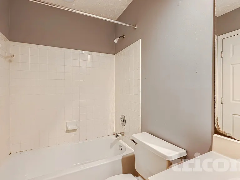 8211 Berryfield Dr — Photo 11