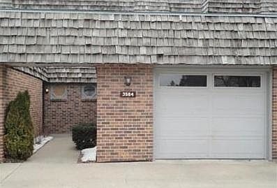 2nd image of 3564 Neerpark Dr