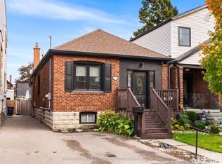 87 4th St, Toronto, ON M8V 2Y4