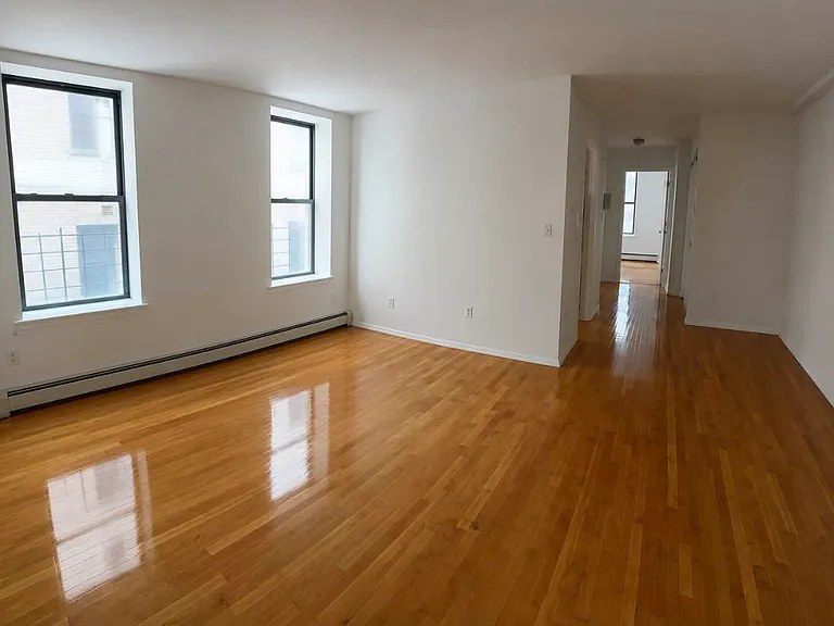 1310 Sheridan Ave #3A — Photo 2