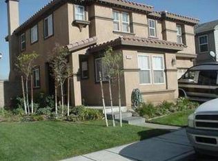 16468 El Revino Dr, Fontana, CA 92336