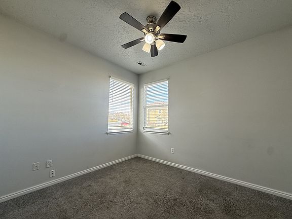 5th image of 4737 W Oregon Trail Way #1