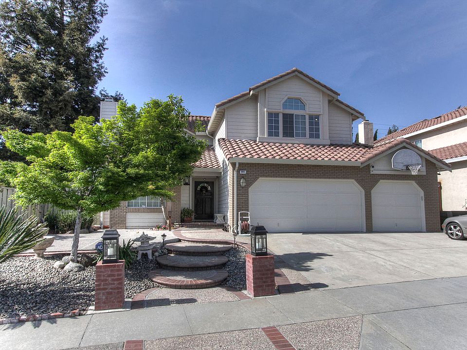 1st image of 640 Yampa Way