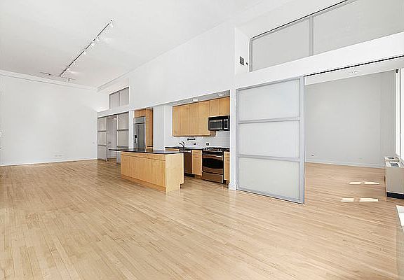 4th image of 65 W 13th St APT 3G
