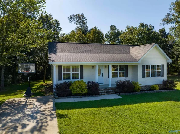 239 Keef Ave, Rainsville, AL 35986