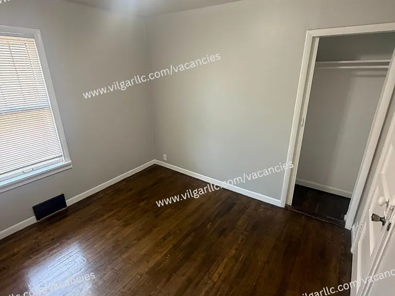 4639 Connecticut St — Photo 10