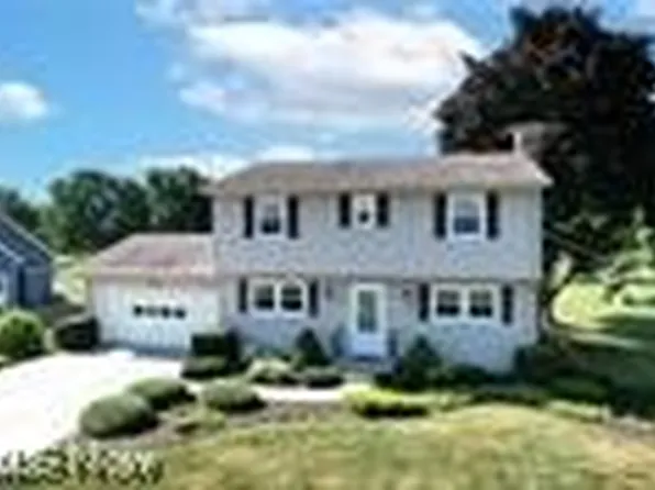 3718 Hull Rd, Huron, OH 44839