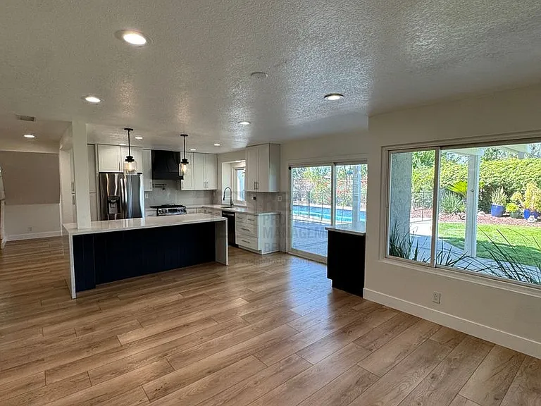 30882 Kiowa River Ct — Photo 17