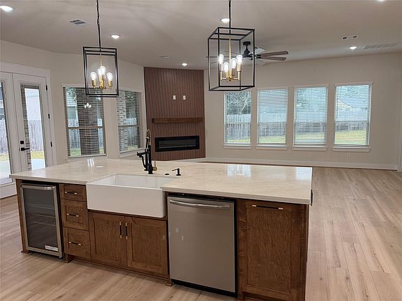 5th image of 24964 Hopeview Way